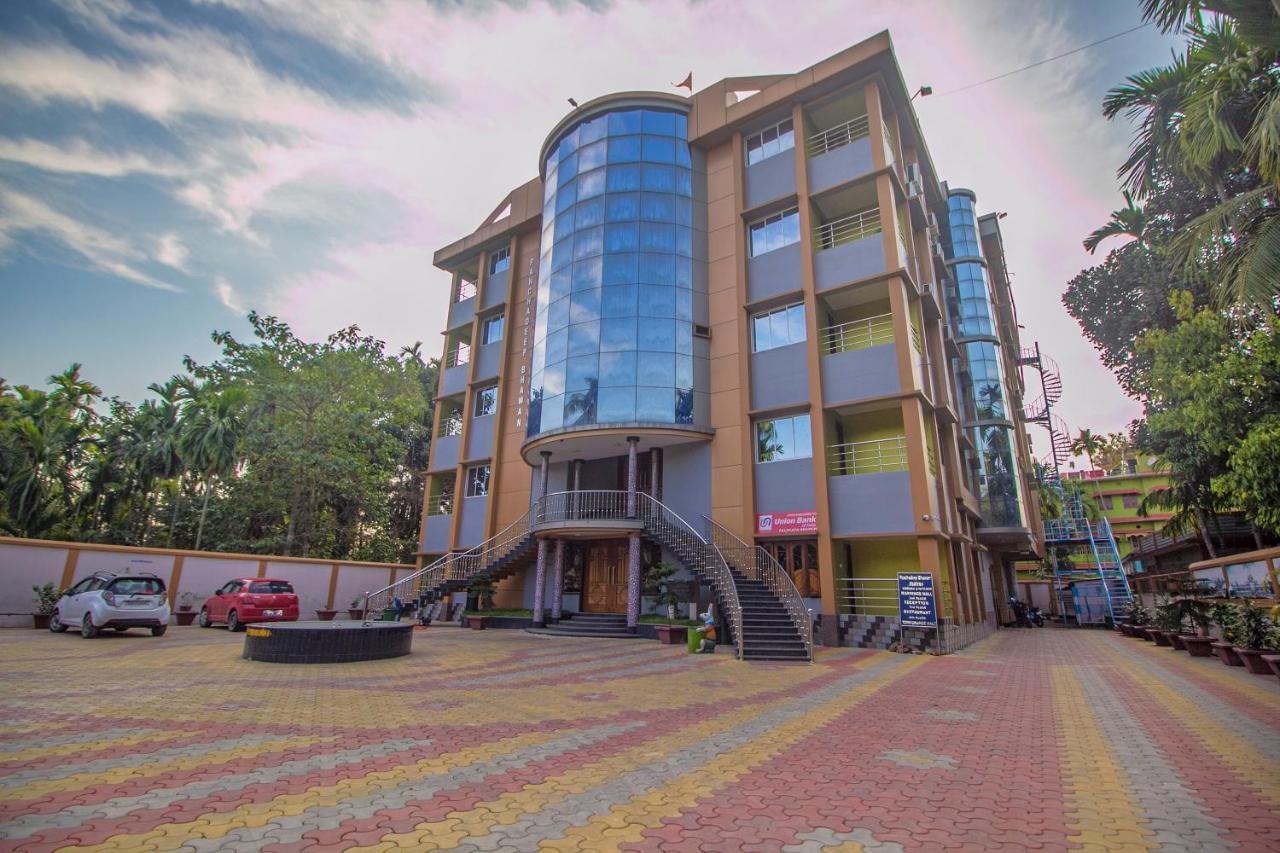 Oyo 29778 Panchadeep Bhawan Hotell Fālākāta Eksteriør bilde